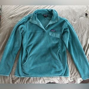 Patagonia Women’s Bright Teal Re-Tool Snap-T Pullover Fleece